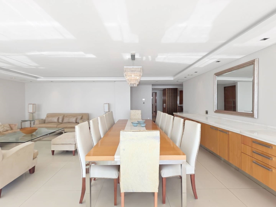 2 Bedroom Property for Sale in Sea Point Western Cape